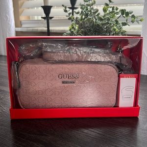 GUESS blush color crossbody
